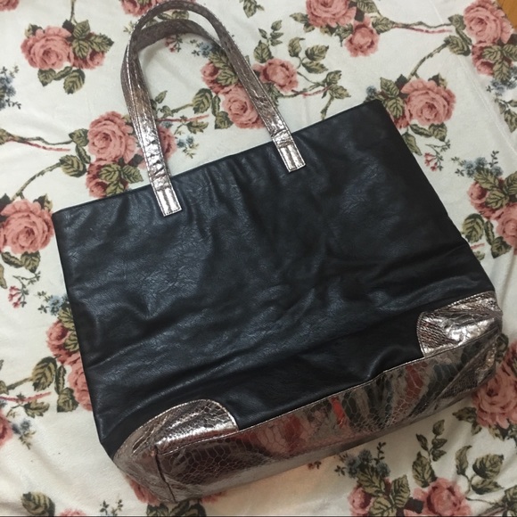 SOLD - Picture 3 of 5